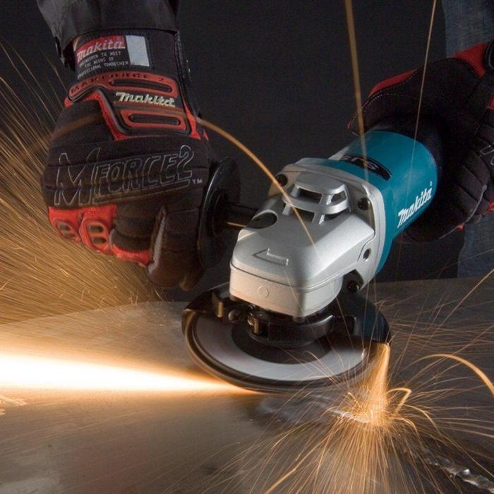 Makita 9554HNG Angle Grinder 115mm(4-1/2 inch),Slide Switch,710W,10000rpm,1.6 Kg