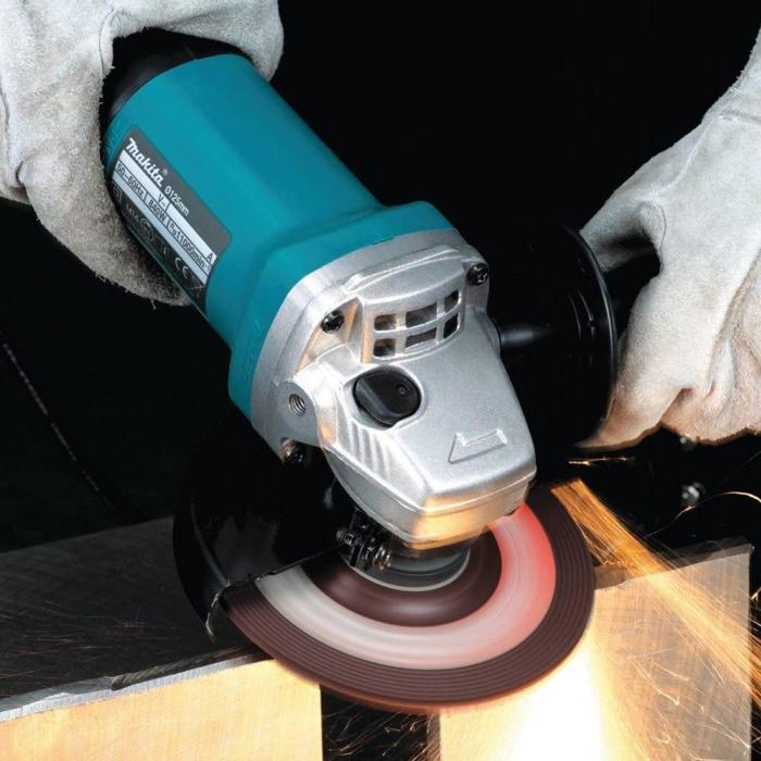 Makita 9556HNG Angle Grinder,4inch(100mm),Slide Switch,840W,11000rpm,2kg