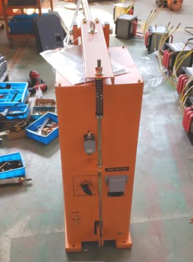 Telwin AC Spot Welder DN1-25 220V 1PH 25KVA CAP 1+1~3+3....70 cm